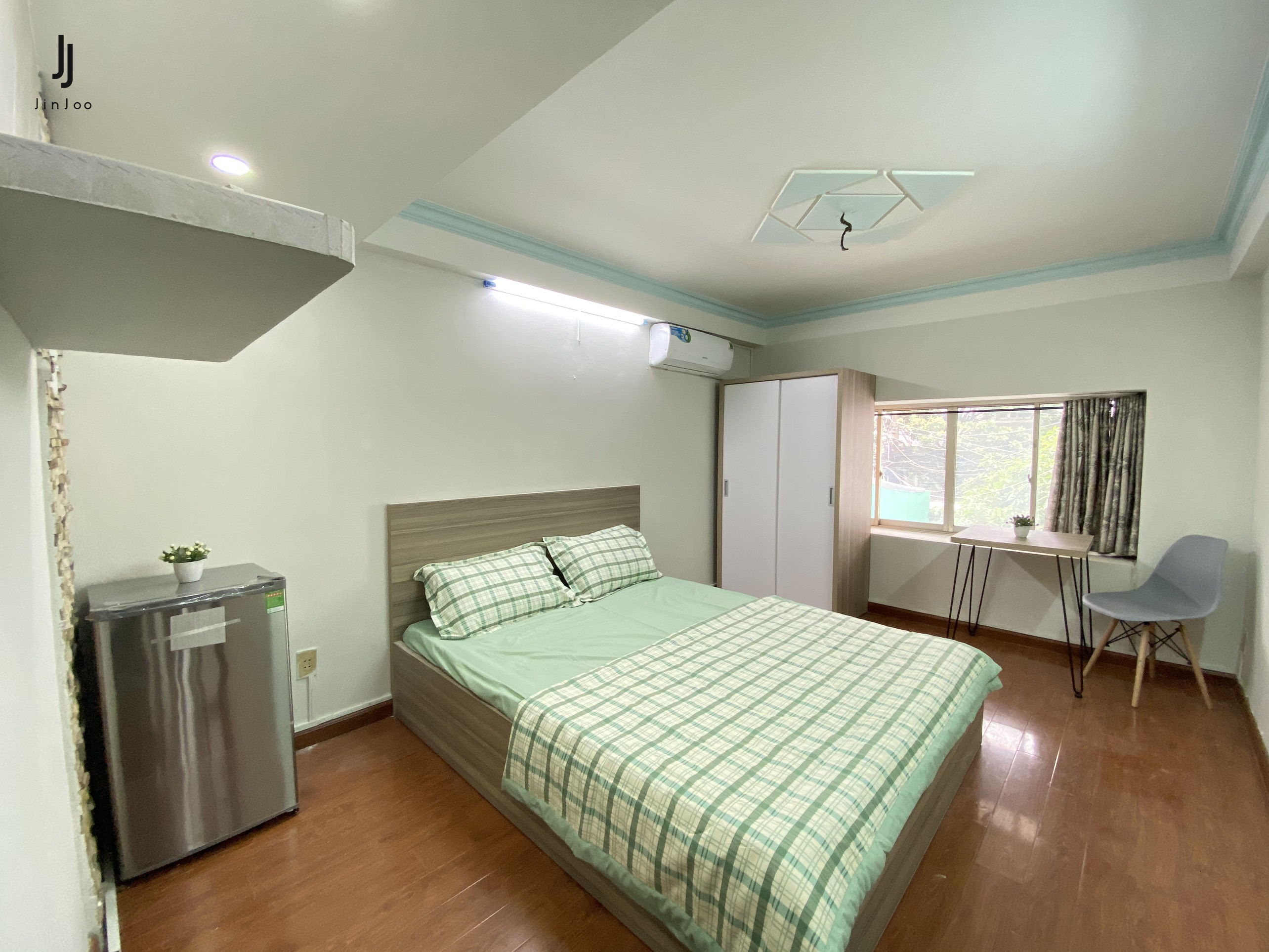 Home JinJoo