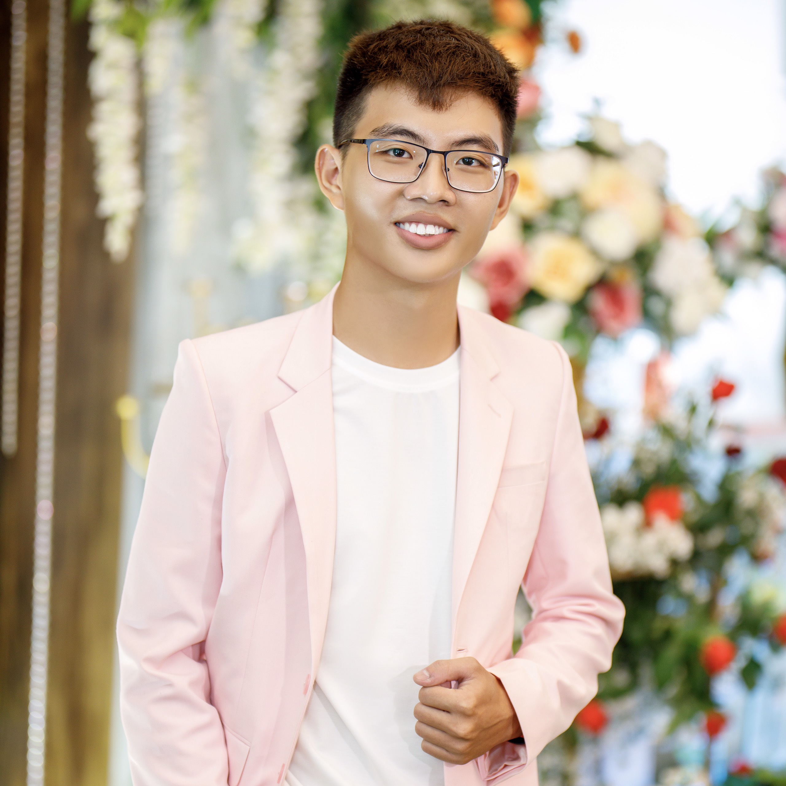 Hoàng Chí Hiếu