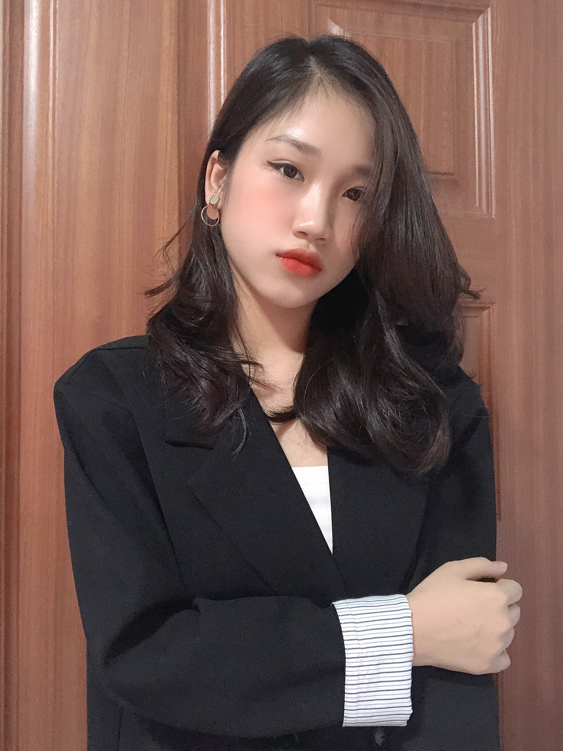 hang thuy