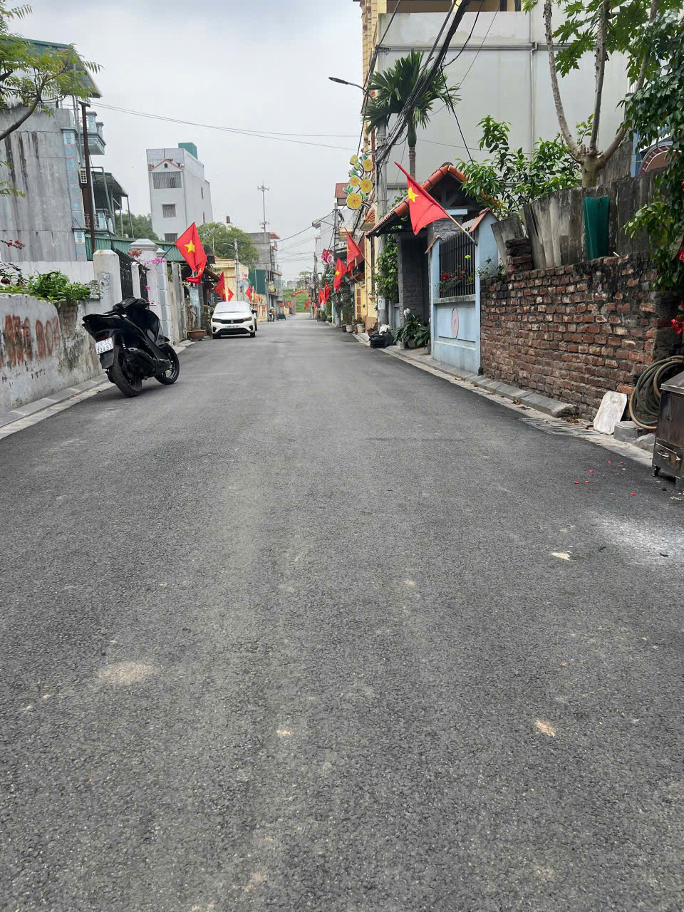 Rẻ chưa từng có . Do chủ cần tiền nên bán gấp lô đất nhỏ xinh  58m2 ở thôn Thuỵ Hà - Phúc Thịnh (Bắc Hồng ) Hà -Nội