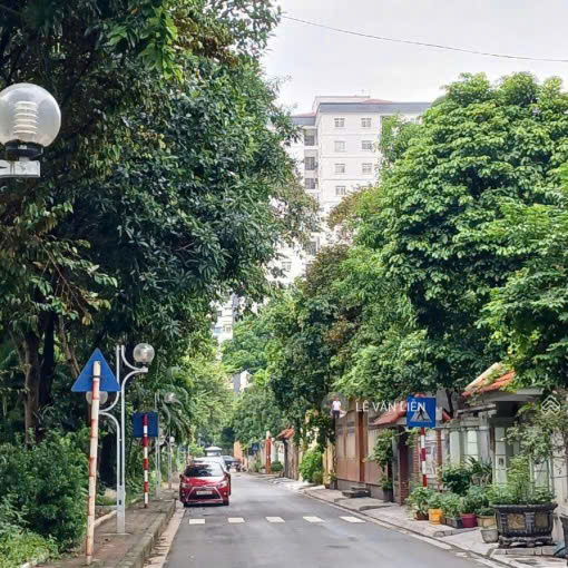 BIỆT THỰ SIÊU VIP - CỰC HIẾM - HÀNG XÓM PTT - CỐP TO SINH SỐNG - AN NINH TUYỆT ĐỐI.