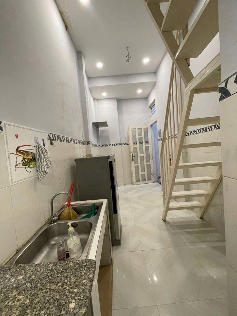 BÁN NHÀ SỔ HỒNG RIÊNG QUẬN 7 – GIÁ CHỈ 1,69 TỶ – GẦN CẦU TÂN THUẬN 2
