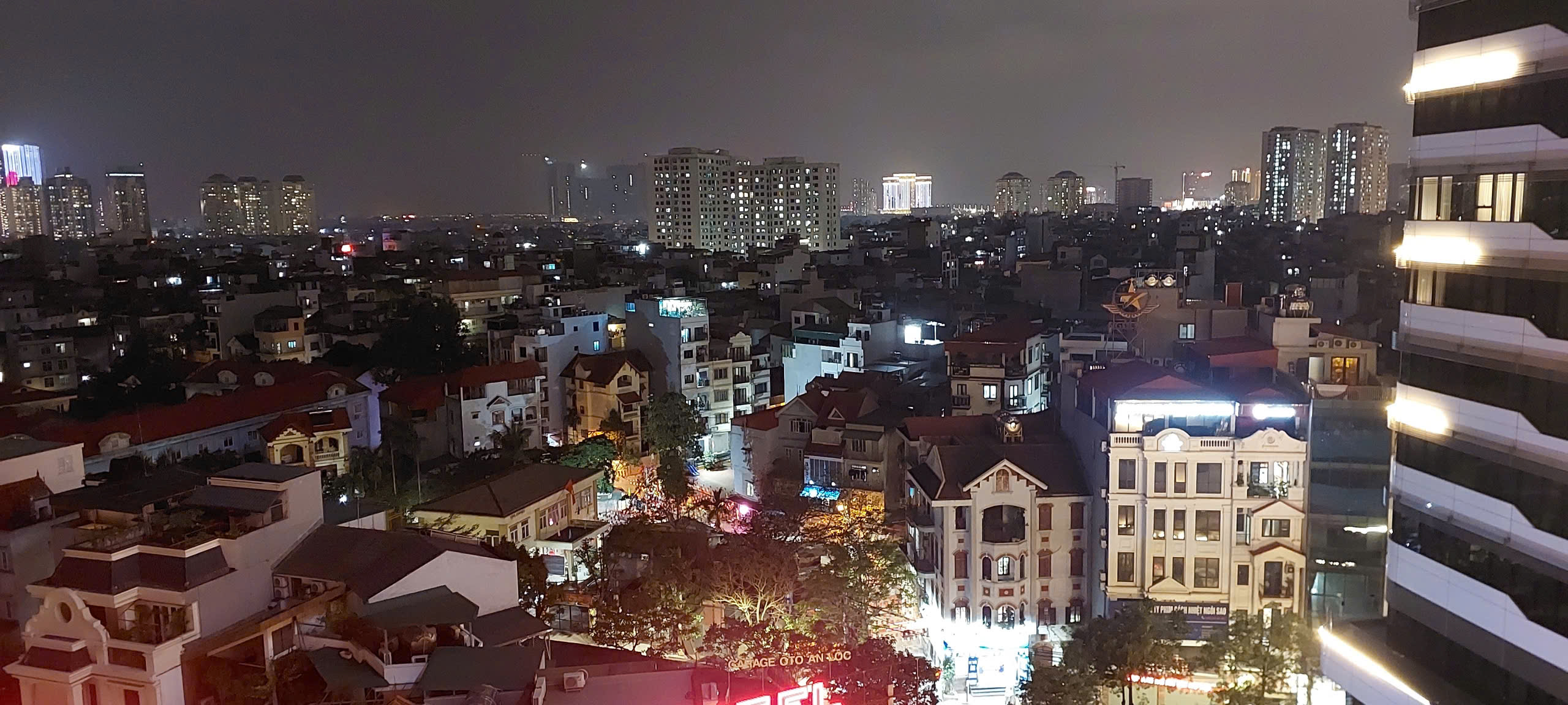 CHO THUÊ CĂN HỘ 92M2 – KHU CÔNG VIÊN HÒA BÌNH – 11 TRIỆU/THÁNG