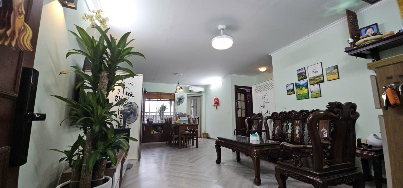 https://batdongsanviet.info.vn/uploads/images/upload/02-07-26/2aOboQhXV59Fv4vGYgH4MkxfxyMF4fJclgL9CnmC.jpg