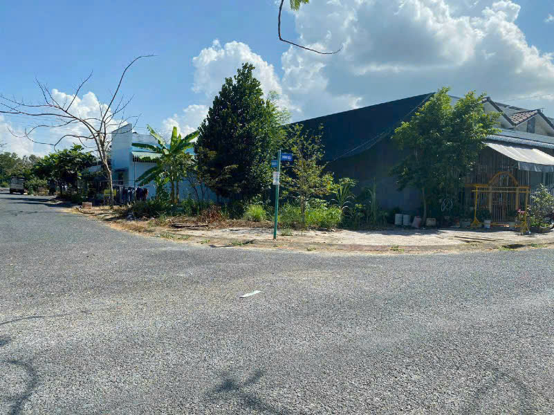 BÁN CẶP NỀN GÓC 2 MẶT TIỀN – KDC CÁT TƯỜNG   Phường Vị Thanh, TP. Cần Thơ (P.3 cũ)