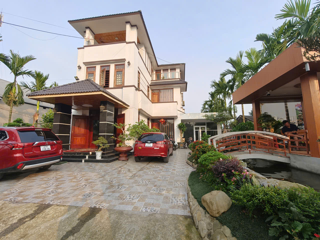 ►  CHÍNH CHỦ CẦN BÁN BIỆT THỰ 3 TẦNG – KHÔNG GIAN RỘNG, GIÁ TỐT