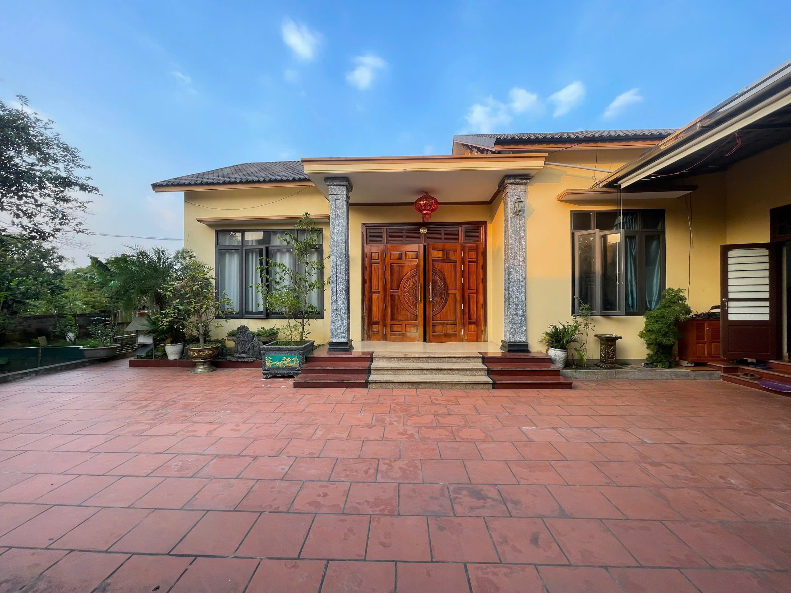 ► BÁN ĐẤT TẶNG NHÀ ĐẸP TRUNG TÂM THỊ TRẤN BÚT SƠN ✅✅✅