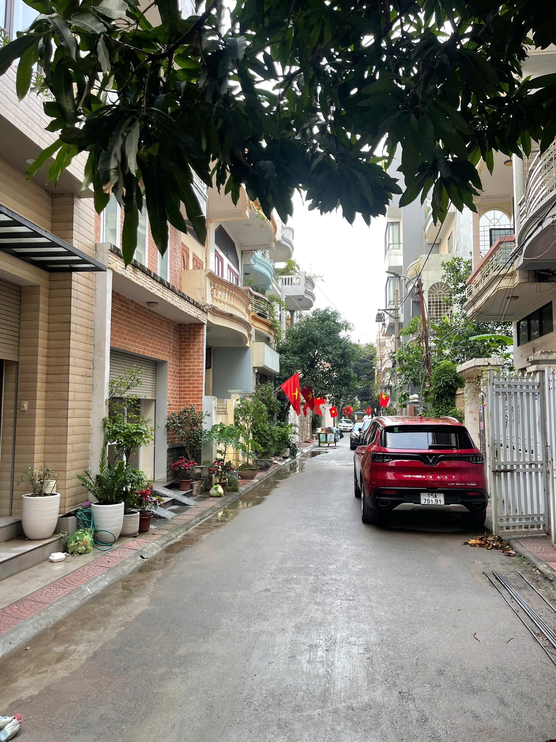 BIỆT THỰ MINI TRUNG TÂM THÀNH PHỐ – GIÁ MỀM CẦN BÁN GẤP!
