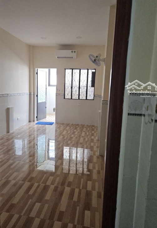 Cho thuê nguyên tầng 2, 40m2, có bếp riêng, WC riêng rộng rãi tại Phường Võ Thị Sáu, Quận 3.