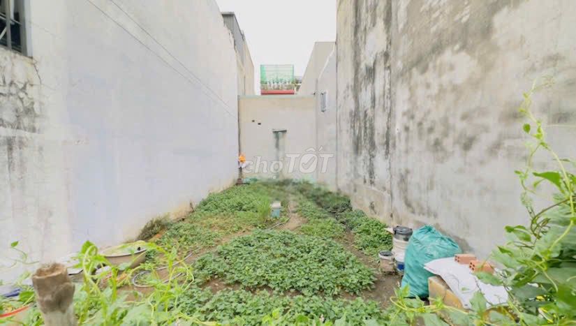 Cần bán gấp lô đất thổ cư Phường Đông Hoà, TP Dĩ An.