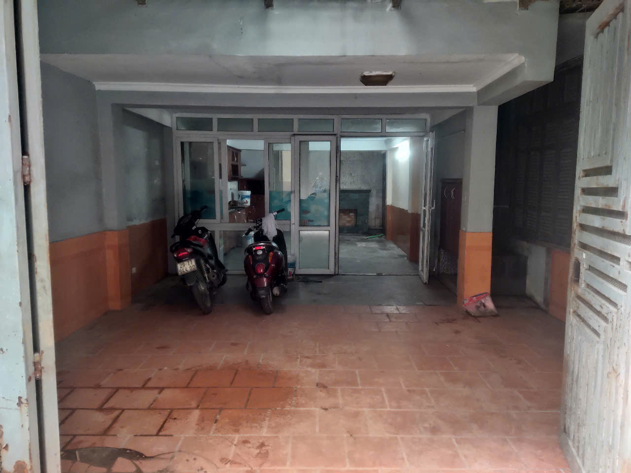 ►  CHO THUÊ NHÀ 3 TẦNG – Ô TÔ ĐỖ CỬA – CÁCH MẶT ĐƯỜNG LÊ TRỌNG TẤN CHỈ 15M