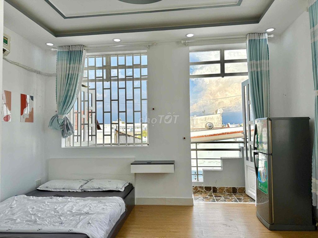 Studio mới toe chờ bóc seal - Siêu thoáng