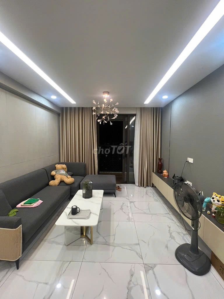 https://batdongsanviet.info.vn/uploads/images/upload/05-08-26/0785929680603_8065576311381048564_8065576311381048564_7b48a600720e15459c6bb64182179207.jpg