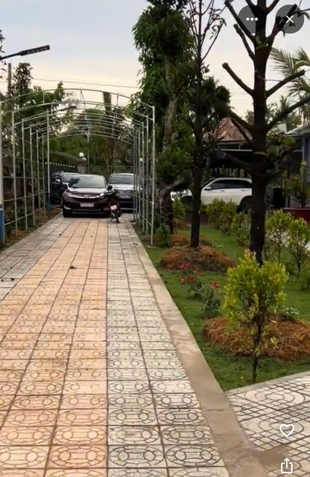 ►  GIÁ SỐC – GIẢM MẠNH CẦN BÁN NHANH NHÀ VƯỜN SINH THÁI NGHỈ DƯỠNG 2 MẶT TIỀN