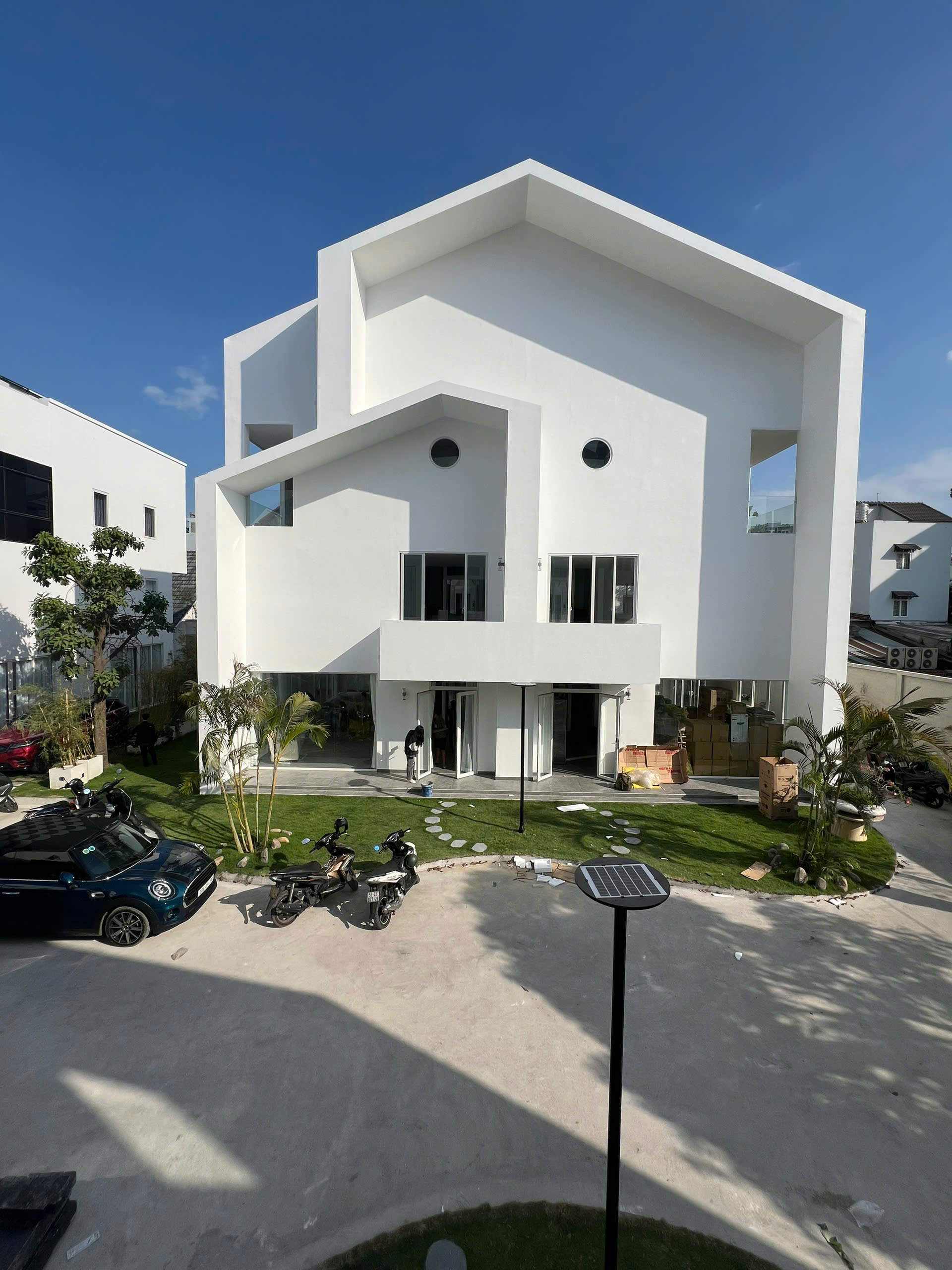 BIỆT THỰ CÓ HỒ BƠI TẠI AN KHÁNH