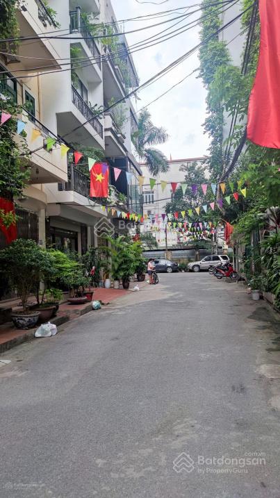 BÁN BIỆT THỰ SÂN VƯỜN ĐẸP TẠI VÕNG THỊ TÂY HỒ 80 TỶ