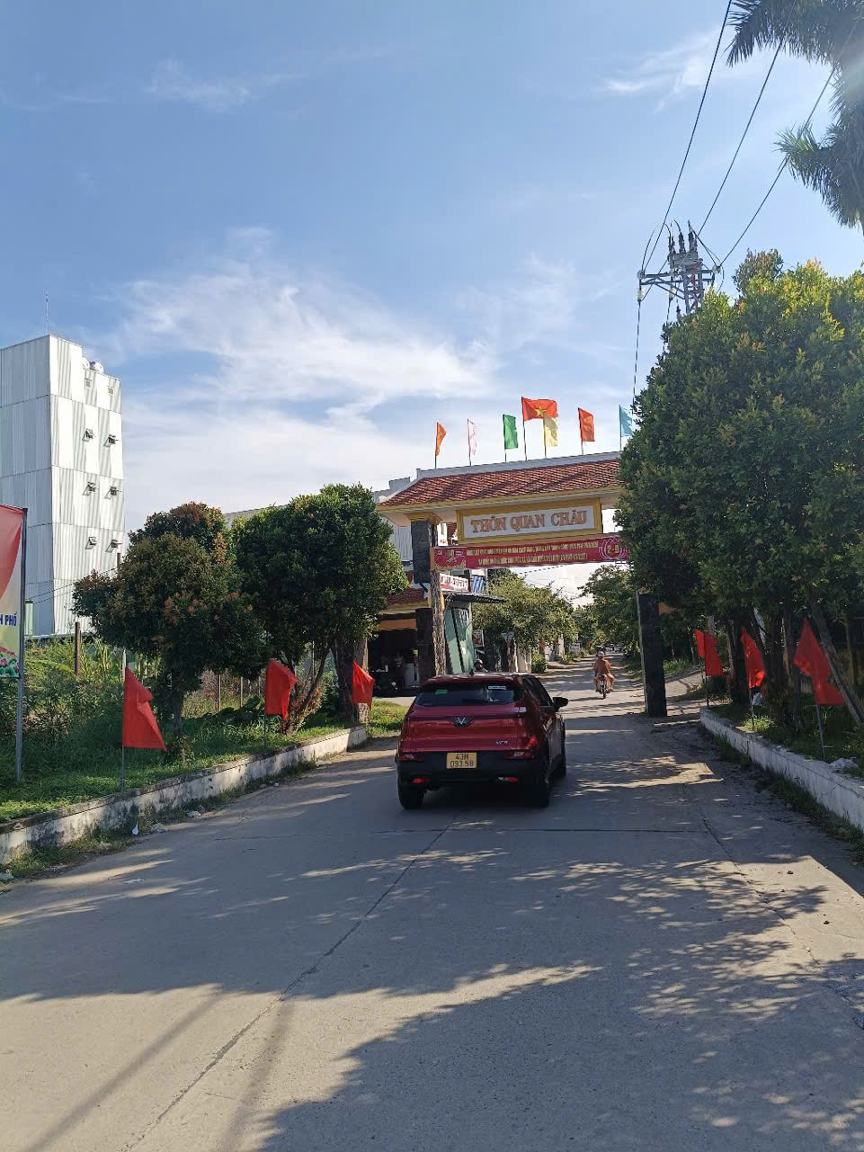 ►  CẦN BÁN NHÀ NGHỈ ĐANG KINH DOANH TỐT – GẦN NGÃ 3 MIẾU BÔNG,CẨM LỆ , TP ĐÀ NẴNG