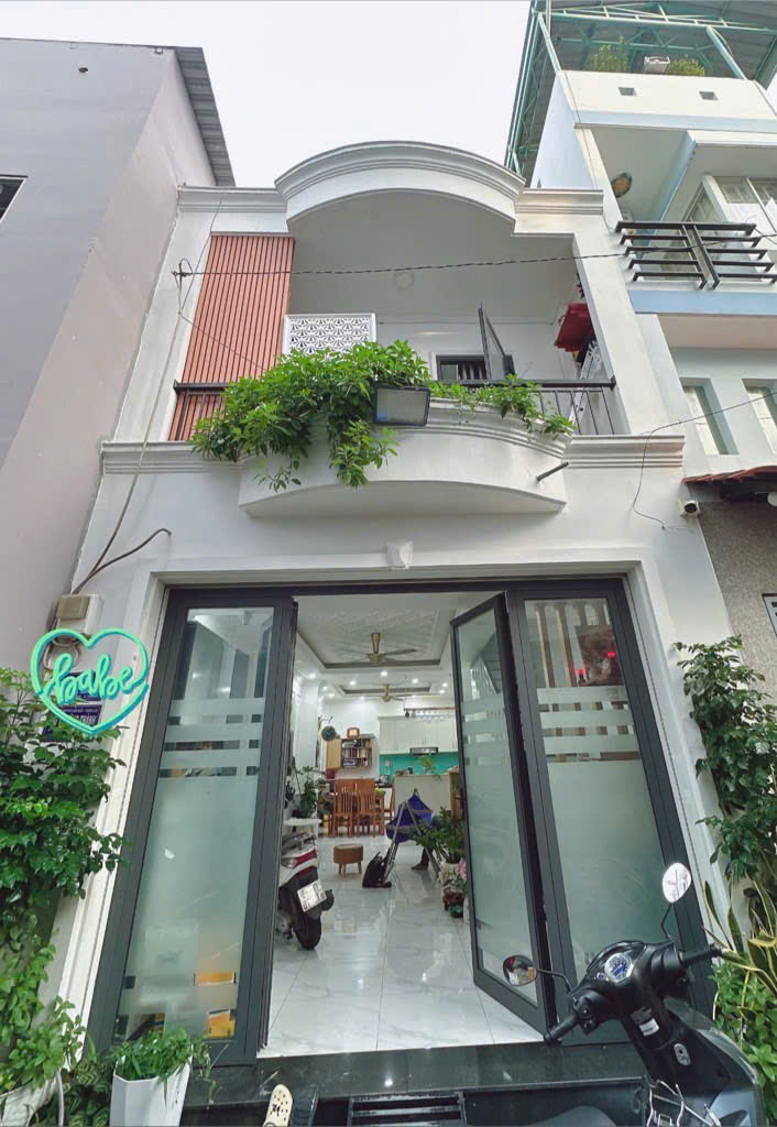 ►  SIÊU PHẨM NHÀ ĐẸP – HẺM Ô TÔ – KHU VIP TÂN SƠN NHÌ – GẦN AEON MALL – CHỈ 6.X TỶ!