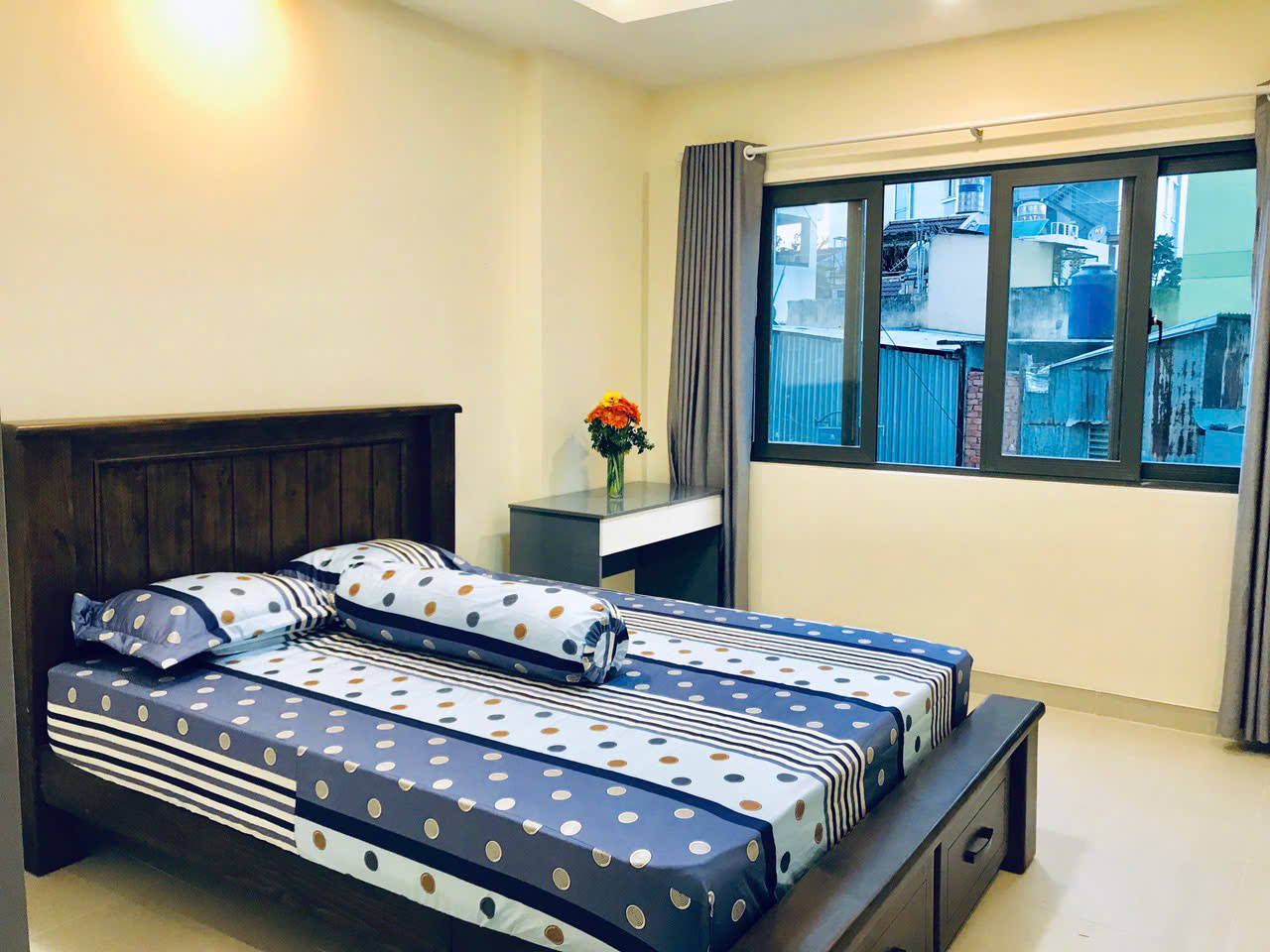 Phòng full nội thất – có cửa sổ – giờ giấc tự do – Ngay Nguyễn Văn Trỗi