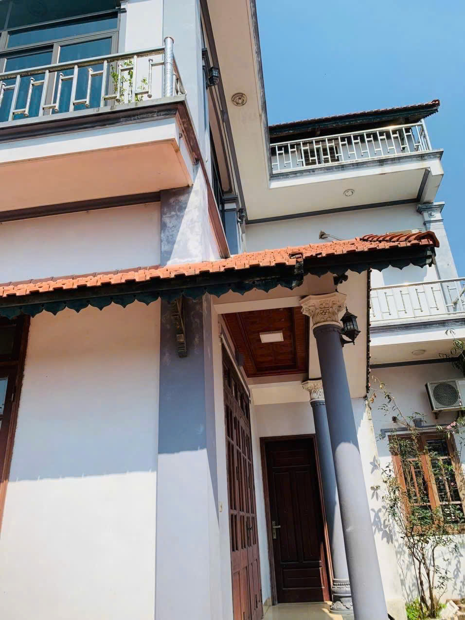 Cho thuê nhà 3 tầng , mỗi tầng 125 m2 mặt sà