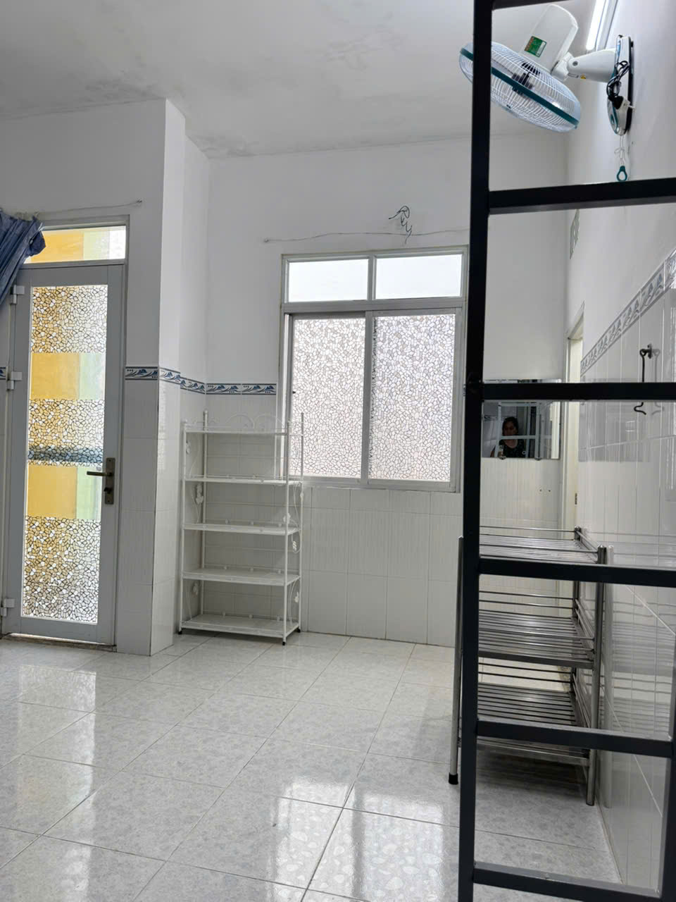 Cho thuê phòng giá rẻ – full tiện nghi tại Phú Thạnh, Tân Phú, TP.HCM