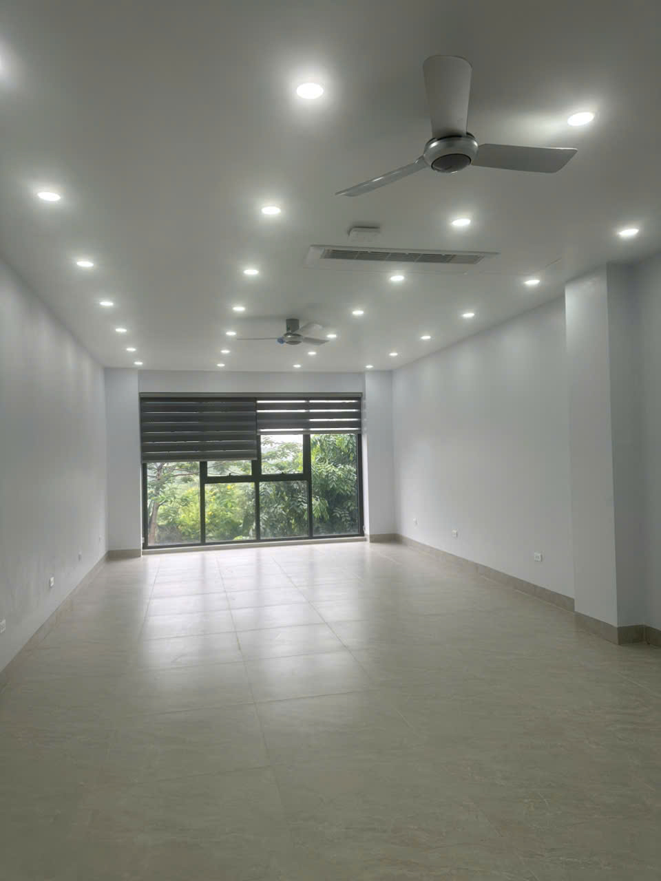 https://batdongsanviet.info.vn/uploads/images/upload/06-07-26/1783324311470_2933582456318539118_2933582456318539118_b35befd88001d7e28f58c1df6bc29380.jpg