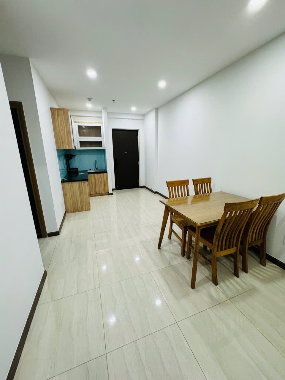 CHỈ 2,42 TỶ BAO THUẾ PHÍ – CĂN HỘ 2PN BCONS CITY 54M² – TẦNG TRUNG – SỔ HỒNG ĐANG CẤP