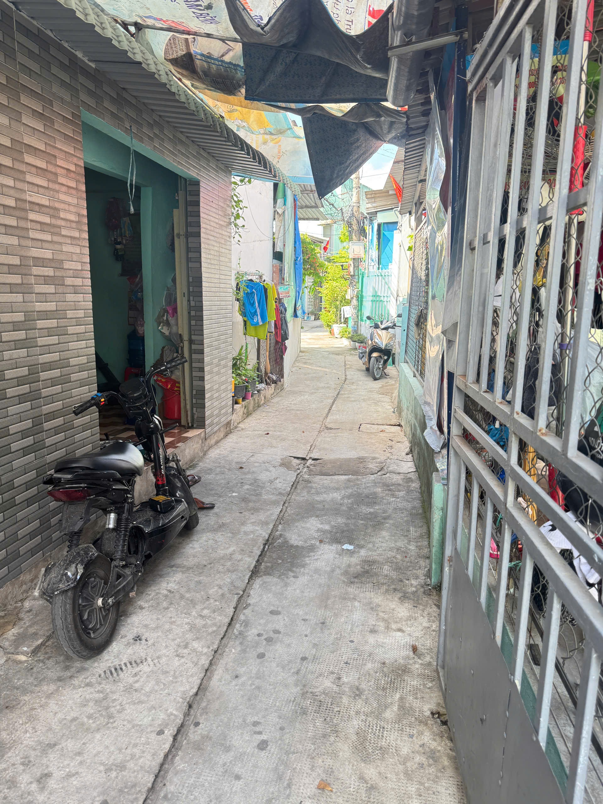 https://batdongsanviet.info.vn/uploads/images/upload/06-07-26/z8011802870551_9fa9e263b54b884f7cf3f39a38f4c440.jpg