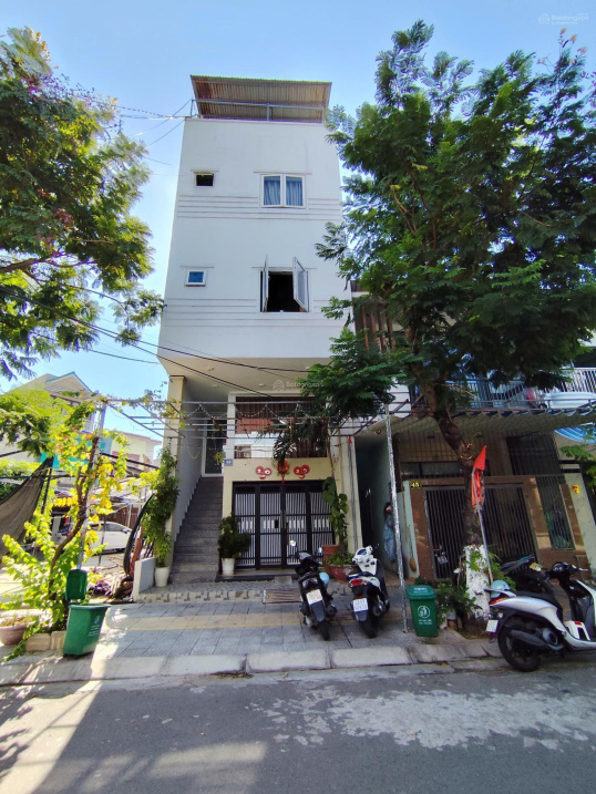 Bán đất và nhà 4.5 tầng, S=115m2, lô góc 3 thoáng (trc, sau và hông), 12p cho thuê full, 40tr/thang