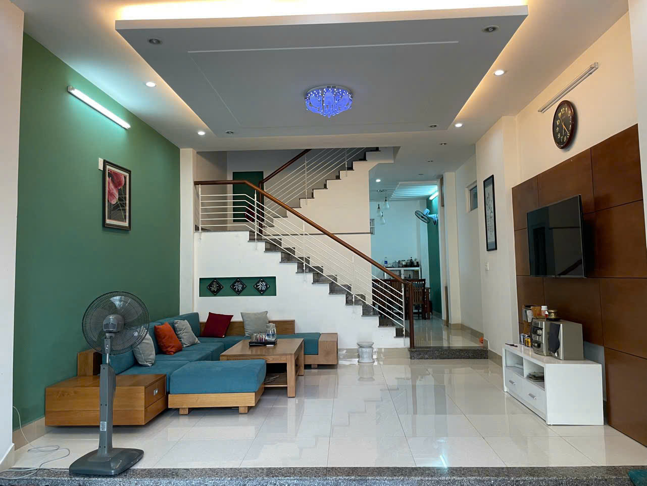https://batdongsanviet.info.vn/uploads/images/upload/06-10-26/1791256109473_554563044104764832_3316062417538081559_efa88fd64ccc207e35fad36ee5093e06.jpg