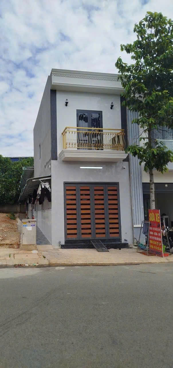 CHO THUÊ NHÀ NGUYÊN CĂN – GIÁ TỐT TẠI UYÊN HƯNG, TÂN UYÊN.