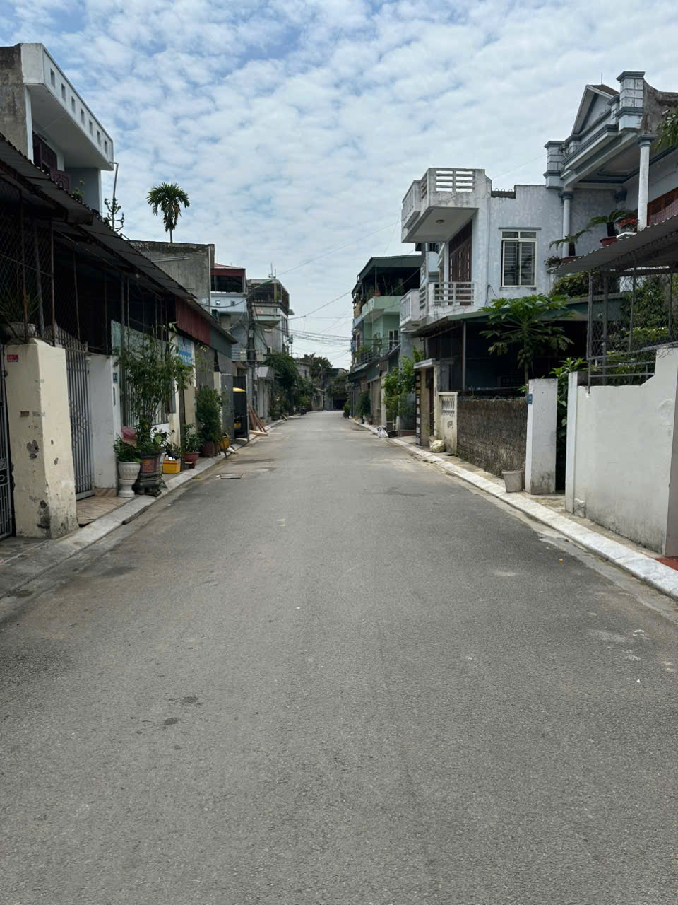 ► BÁN ĐẤT TẶNG NHÀ 2 TẦNG – TRUNG TÂM BIỂN SẦM SƠN