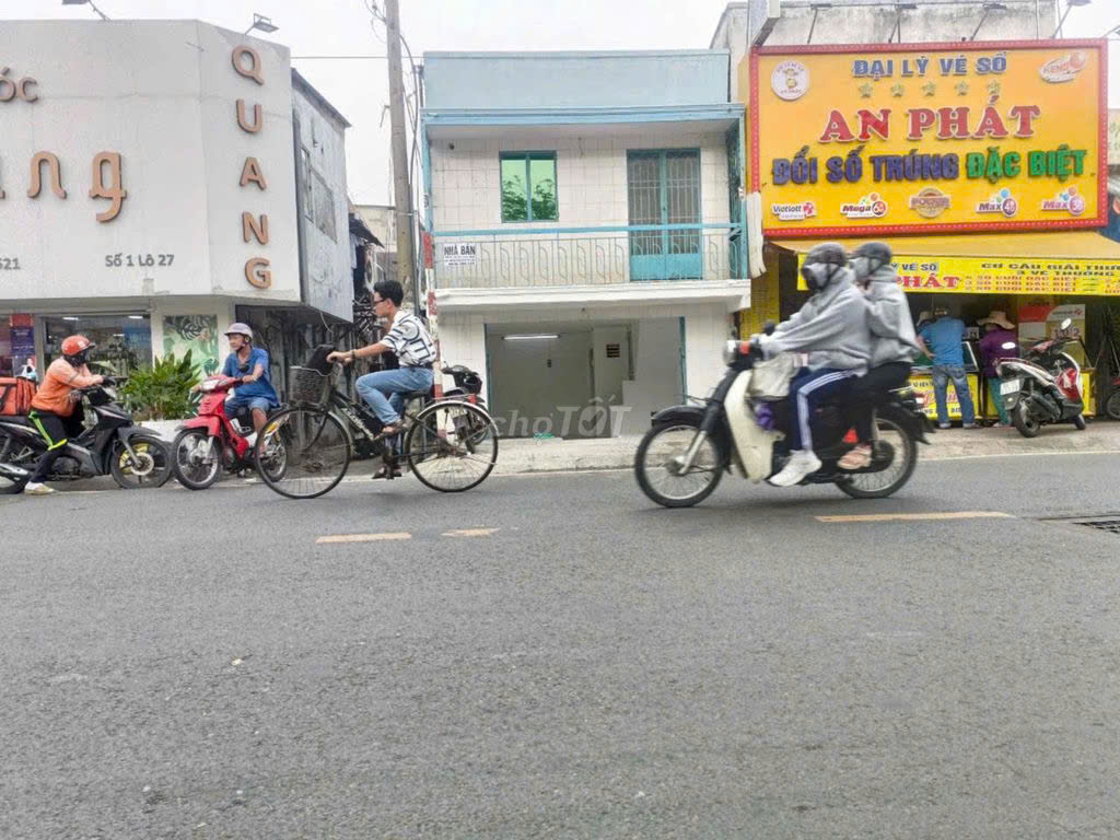 Bán nhà đẹp vào ở ngay, công chứng trong ngày