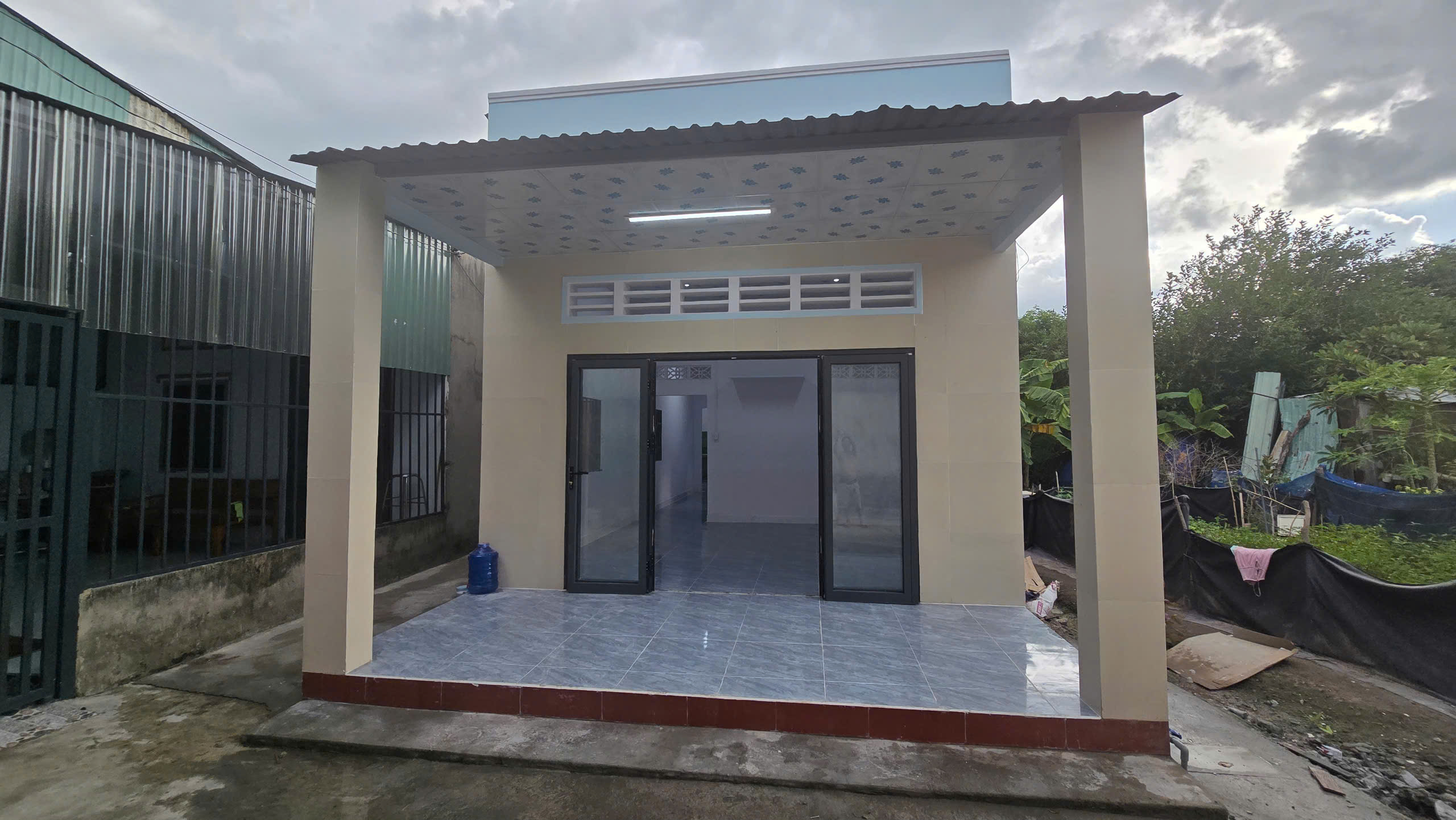 ►  BÁN GẤP NHÀ GIÁ RẺ – CHỦ CẦN TIỀN ĐI MỸ.