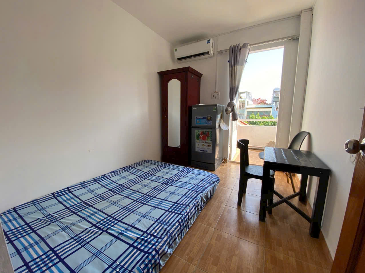 Cho thuê căn hộ dịch vụ mini diện tích từ 20m2. địa chỉ hẻm c7 phạm hùng phường 4 quận 8.