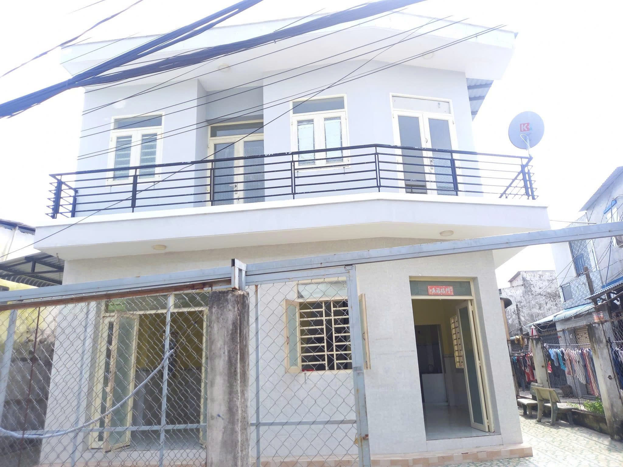 CHO THUÊ NHÀ NGUYÊN CĂN – HAI MẶT HẺM XE HƠI – BÌNH CHÁNH