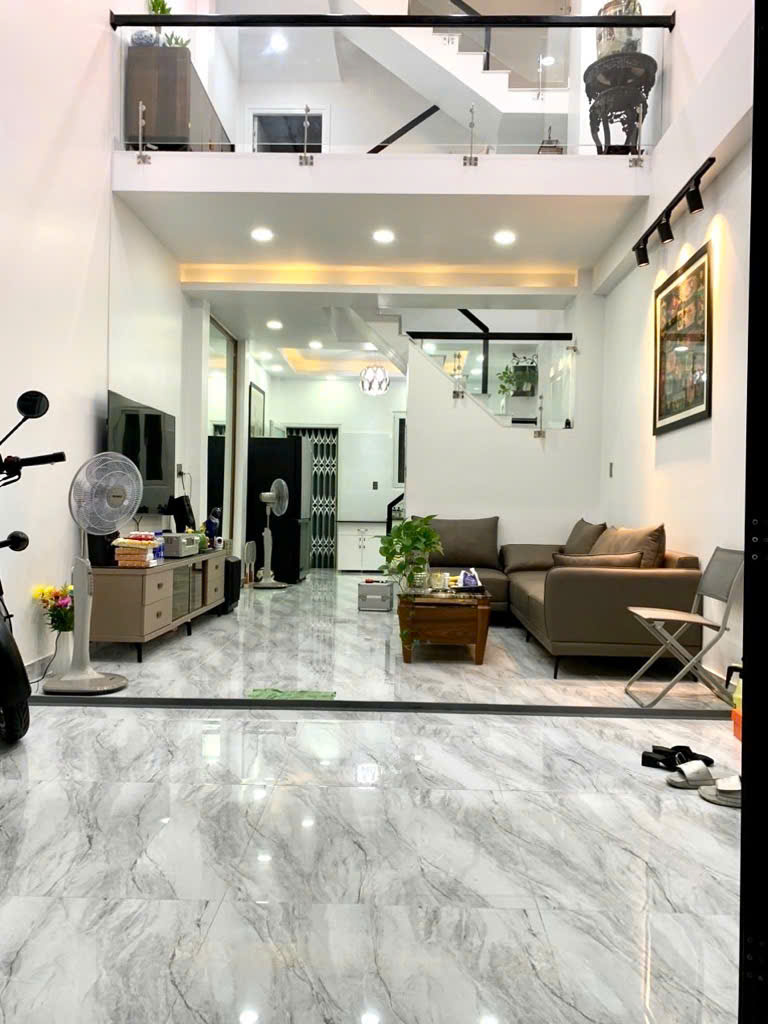 SIÊU PHẨM NHÀ ĐẸP TÂN PHÚ – HẺM Ô TÔ THÔNG – SÁT MẶT TIỀN TRỊNH ĐÌNH TRỌNG