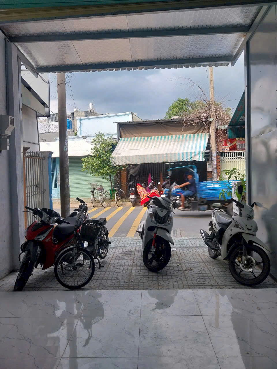 https://batdongsanviet.info.vn/uploads/images/upload/10-07-26/z8026391285009_cba9e2ec8468ffe96bc4645784944184.jpg