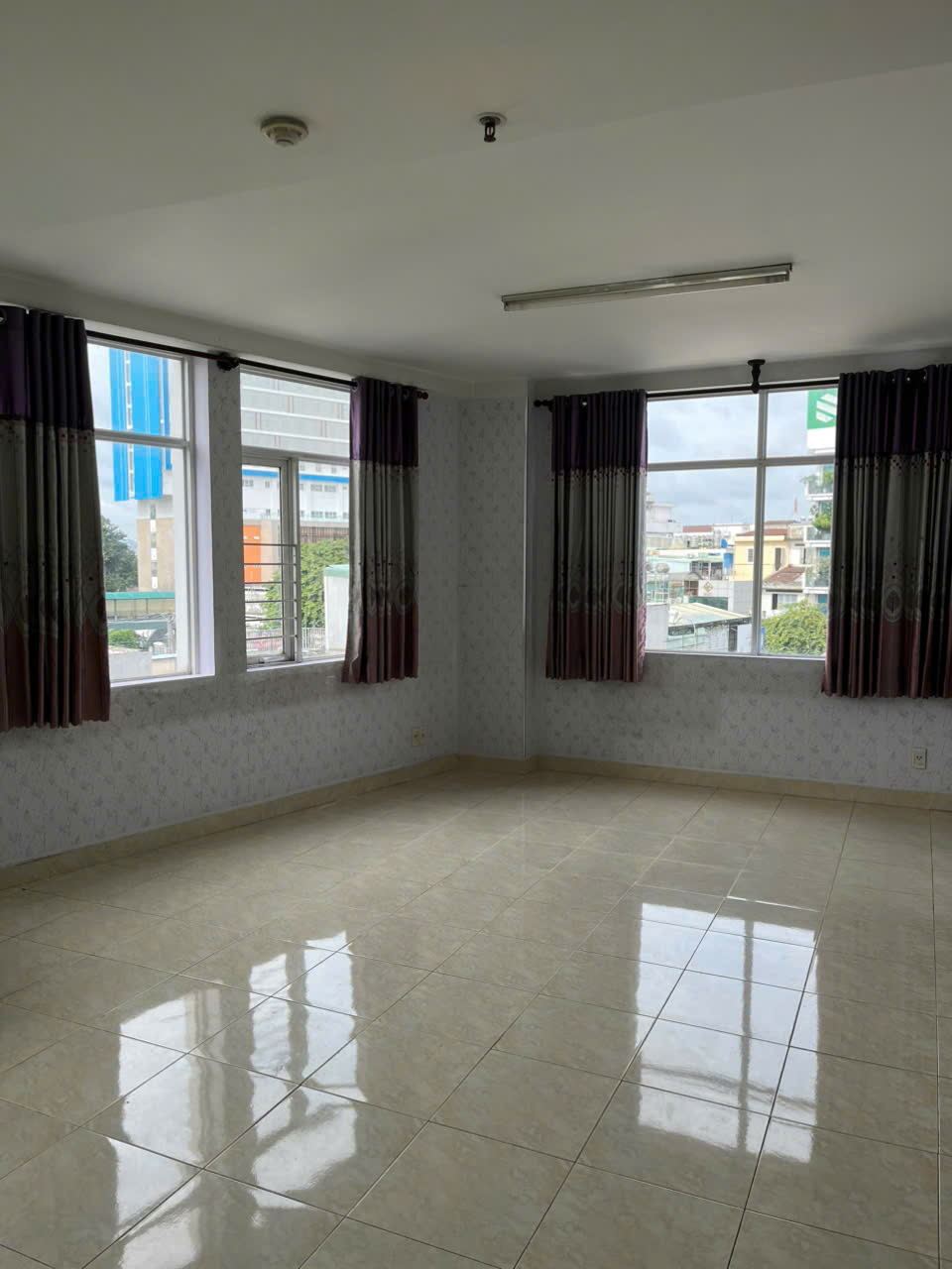Cho thuê căn hộ Chung cư 36 Nguyễn Huy Lượng phường Bình Thạnh (phường 14, Quận Bình Thạnh cũ)