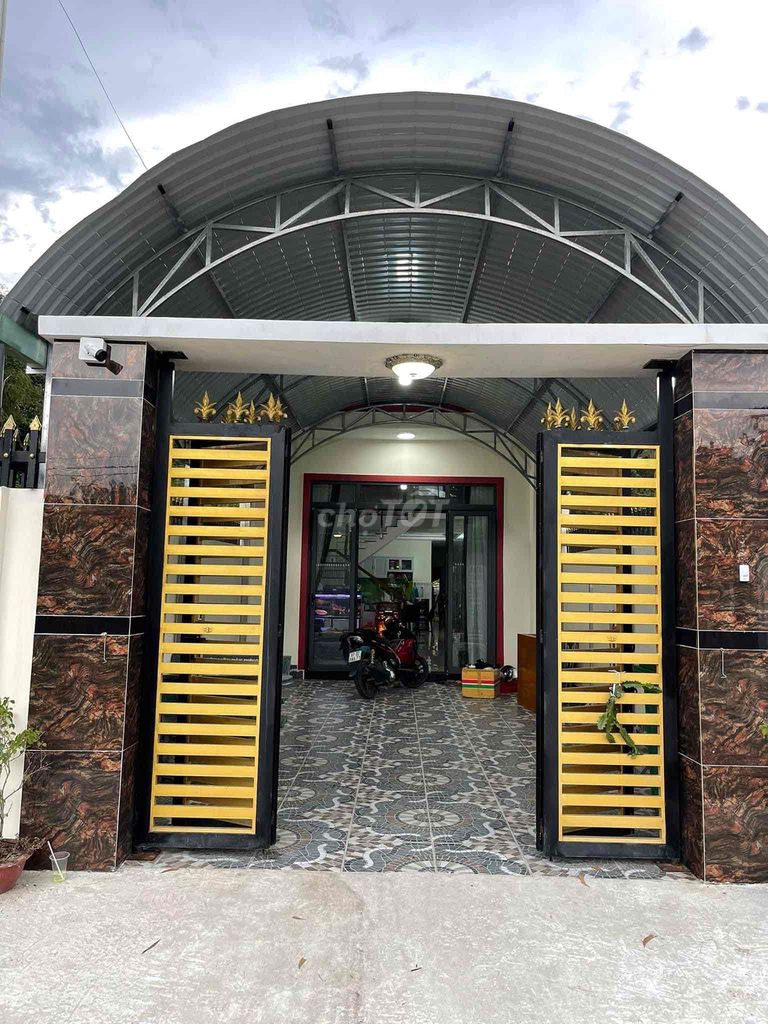Bán nhà sổ riêng gần Đại Nam, TP Bến Cát.