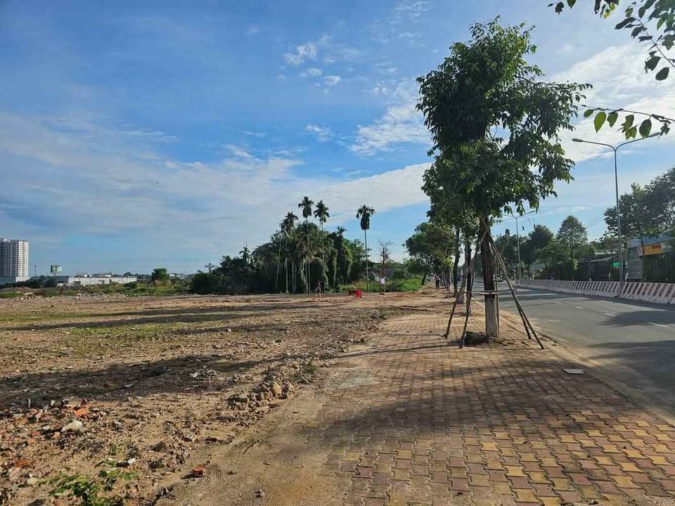 Đất cho thuê mặt tiền 46m, đường Hồ Văn Mên,  Phường An Thạnh, TP Thuận An.