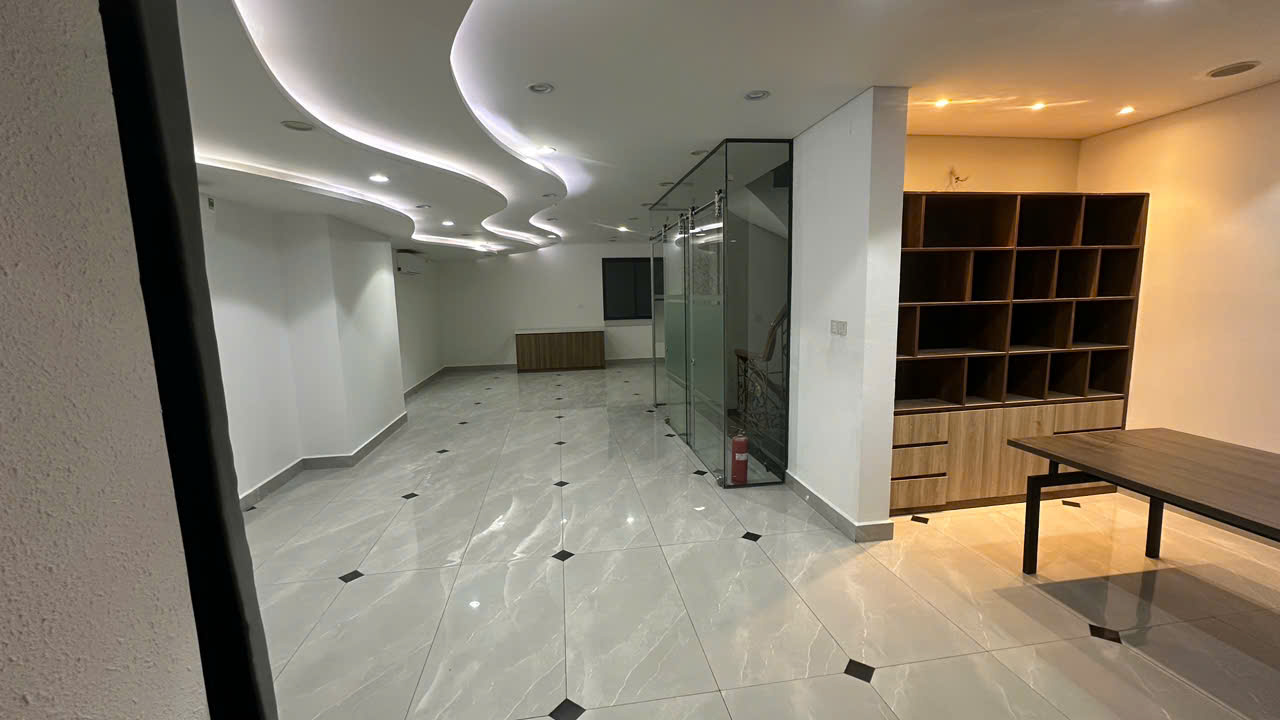 https://batdongsanviet.info.vn/uploads/images/upload/12-08-26/1786522537517_3353622904645032568_3353622904645032568_b4a3ca8243294812dd8a11218b1faea1.jpg