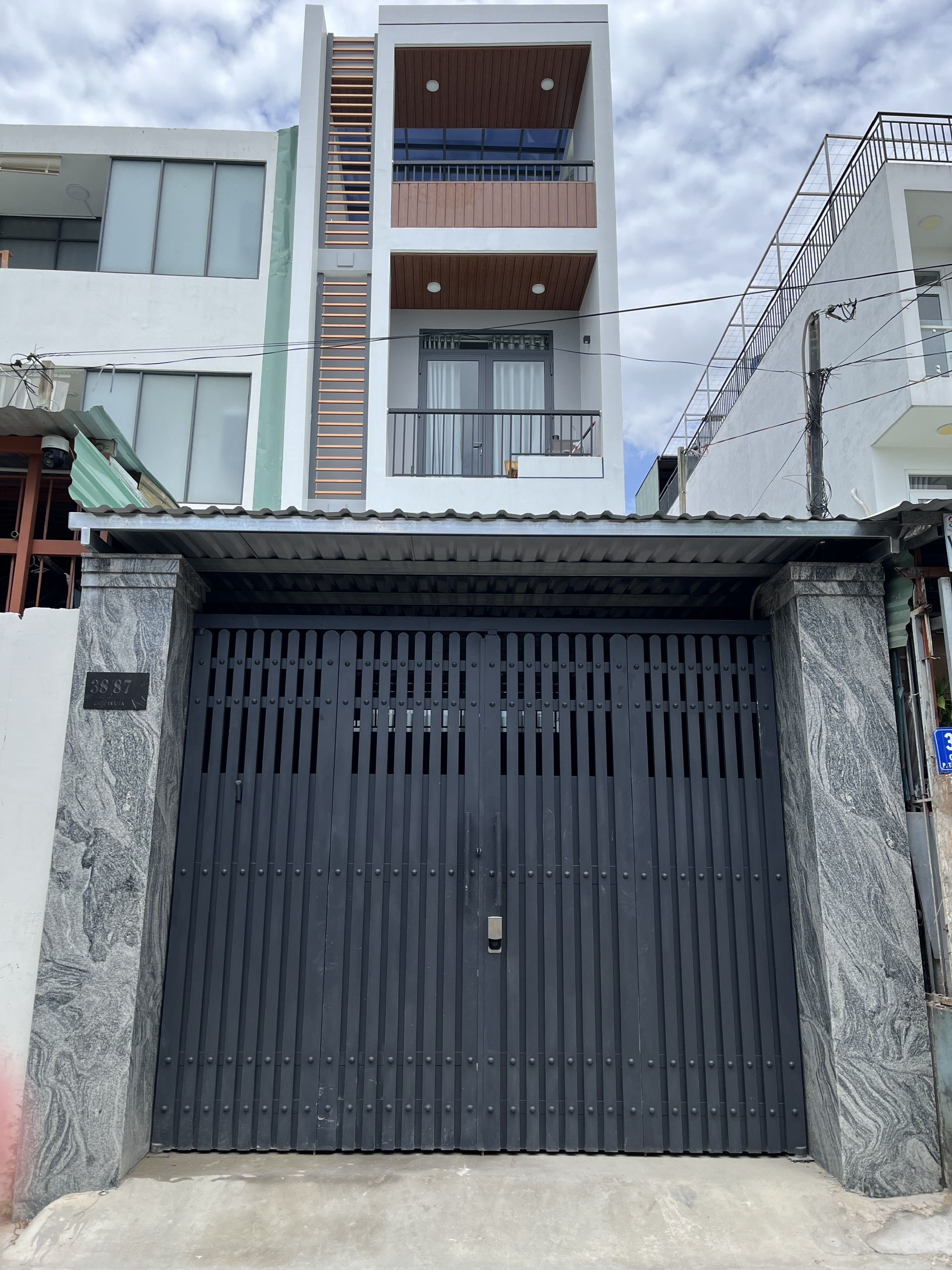 https://batdongsanviet.info.vn/uploads/images/upload/12-08-26/1786529059077_5510428824582379936_5510428824582379936_97df0bd253e4a8e7e7f8b25f7ad509cb.jpg