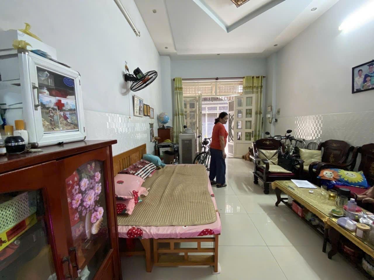 Bán nhà 2 tầng đẹp – Kênh Tân Hóa, Quận Tân Phú – Giá chỉ 5.5 tỷ