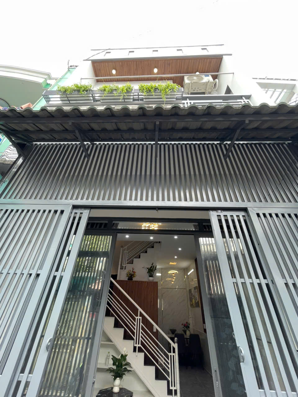 https://batdongsanviet.info.vn/uploads/images/upload/13-07-26/2aOboQk6HfszFxCASH385LeDgSbmKPiCTE406HA0.jpg