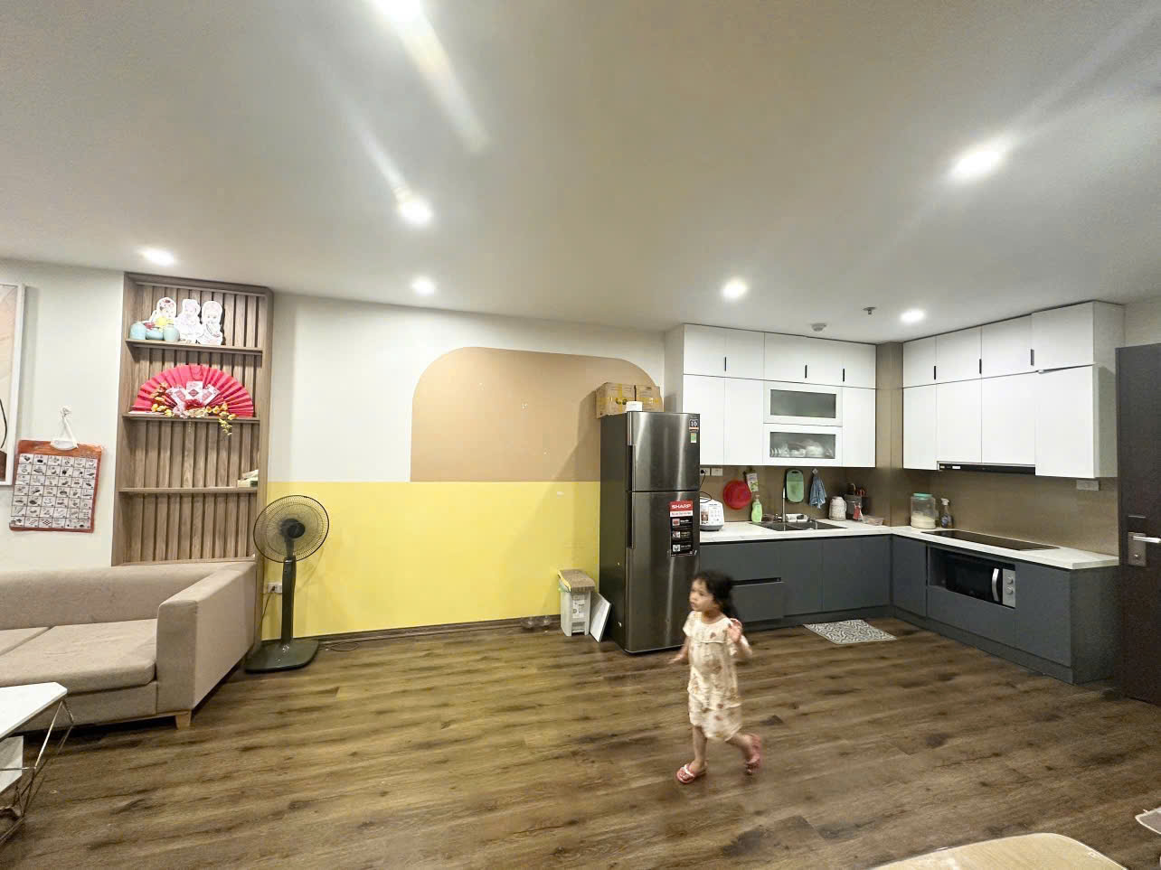 https://batdongsanviet.info.vn/uploads/images/upload/13-09-26/1789275164605_7063360279329286045_7063360279329286045_edec1040a40887c35f1d5c75326cb08e.jpg