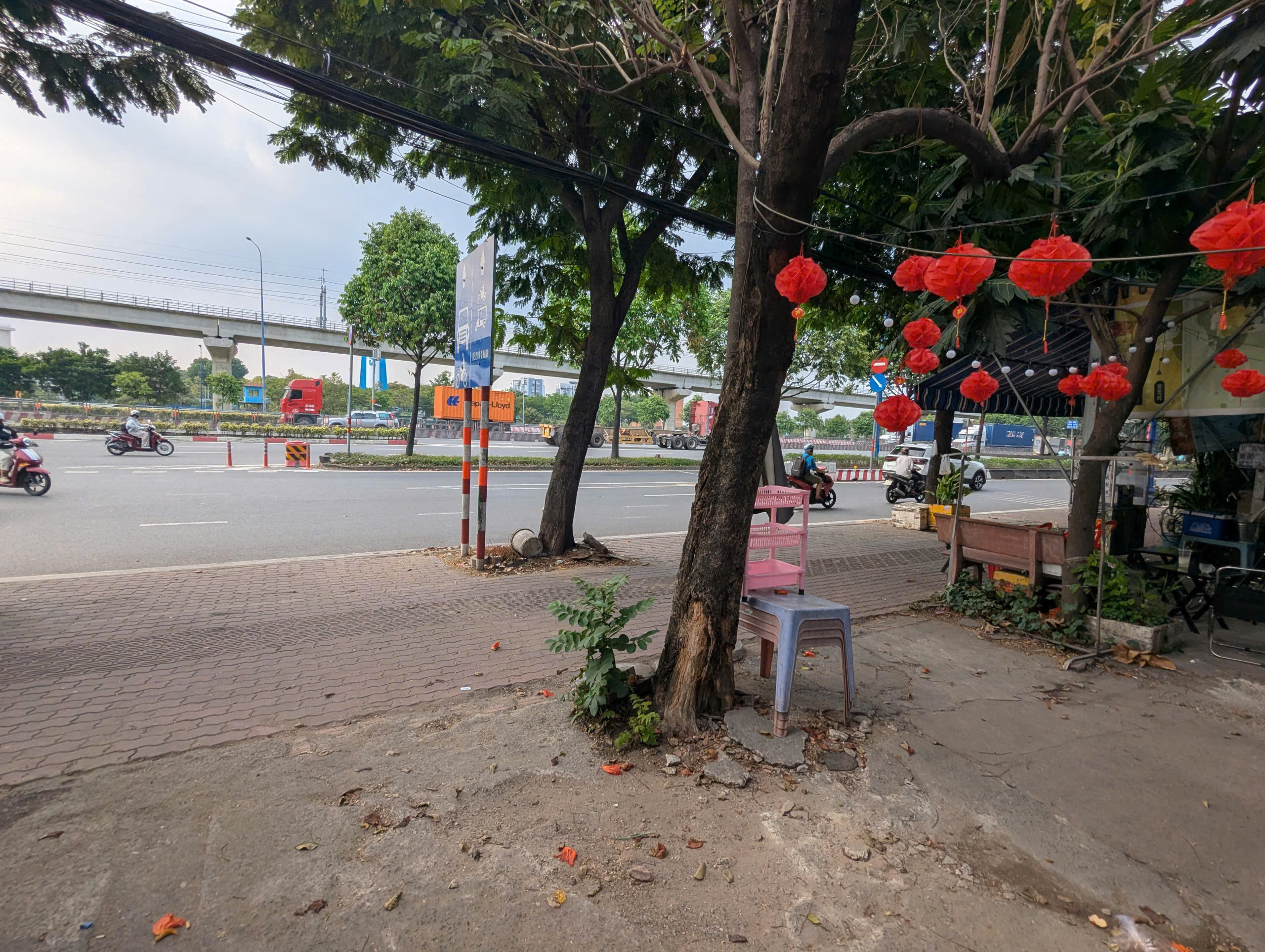 https://batdongsanviet.info.vn/uploads/images/upload/13-10-26/2aOboR598XQ3P6SHEp5I9gKDEe0hGPxjMYg6eb8S.jpg