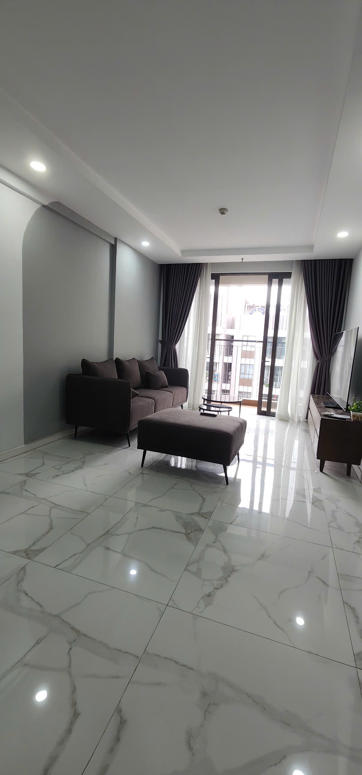 CHO THUÊ CĂN HỘ OPAL BOULEVARD – 2PN, 2WC, DT 89M².