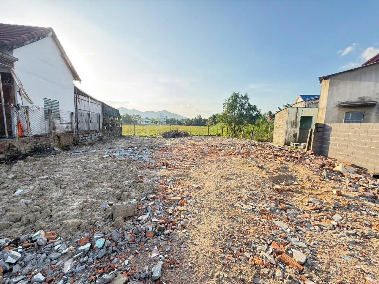 Chính chủ kẹt tiền lên bán đất mặt tiền đường Gò Đại giá 7 triệu/m2