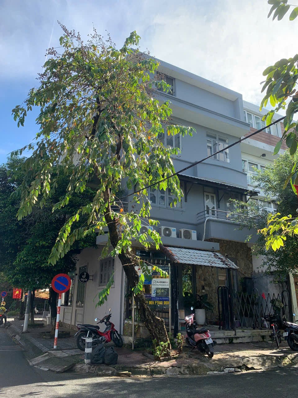 CHO THUÊ VĂN PHÒNG GIÁ TỐT – TRUNG TÂM THẢO ĐIỀN, TP. THỦ ĐỨC